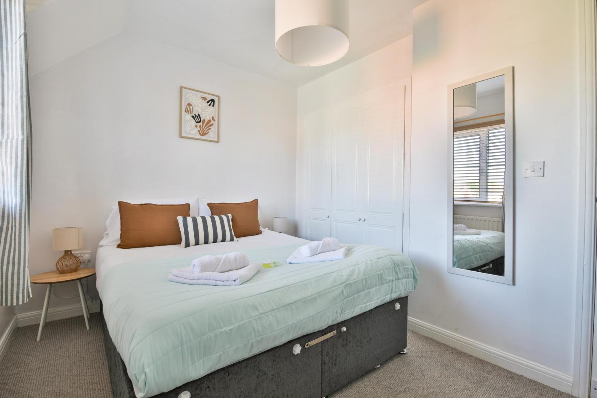 Stayright 2 Bed Beach House With Private Parking- Next To Barry Beach And Jackson Bay Экстерьер фото